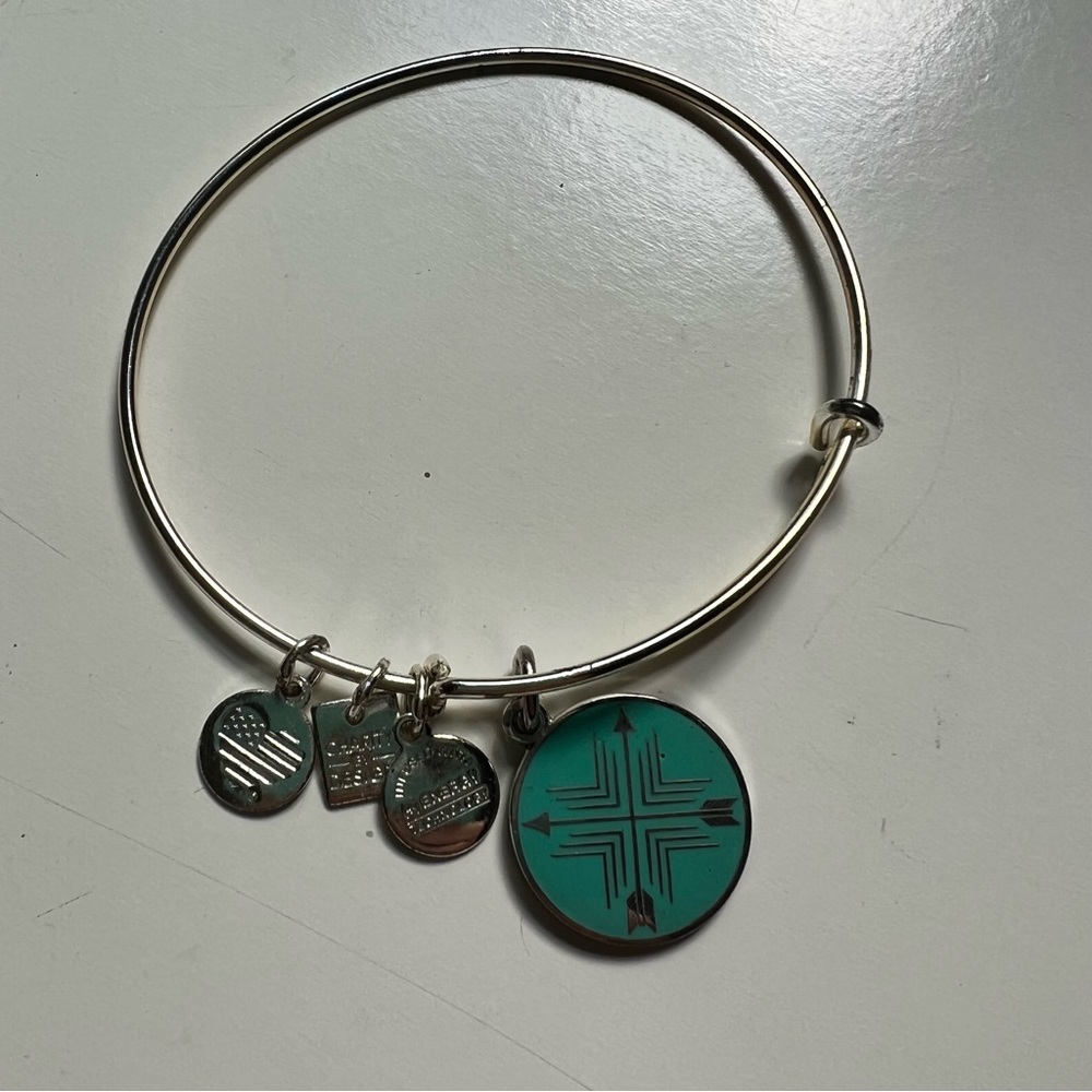 Arrows of Friendship Charm Bangle - Shiny Silver Finish